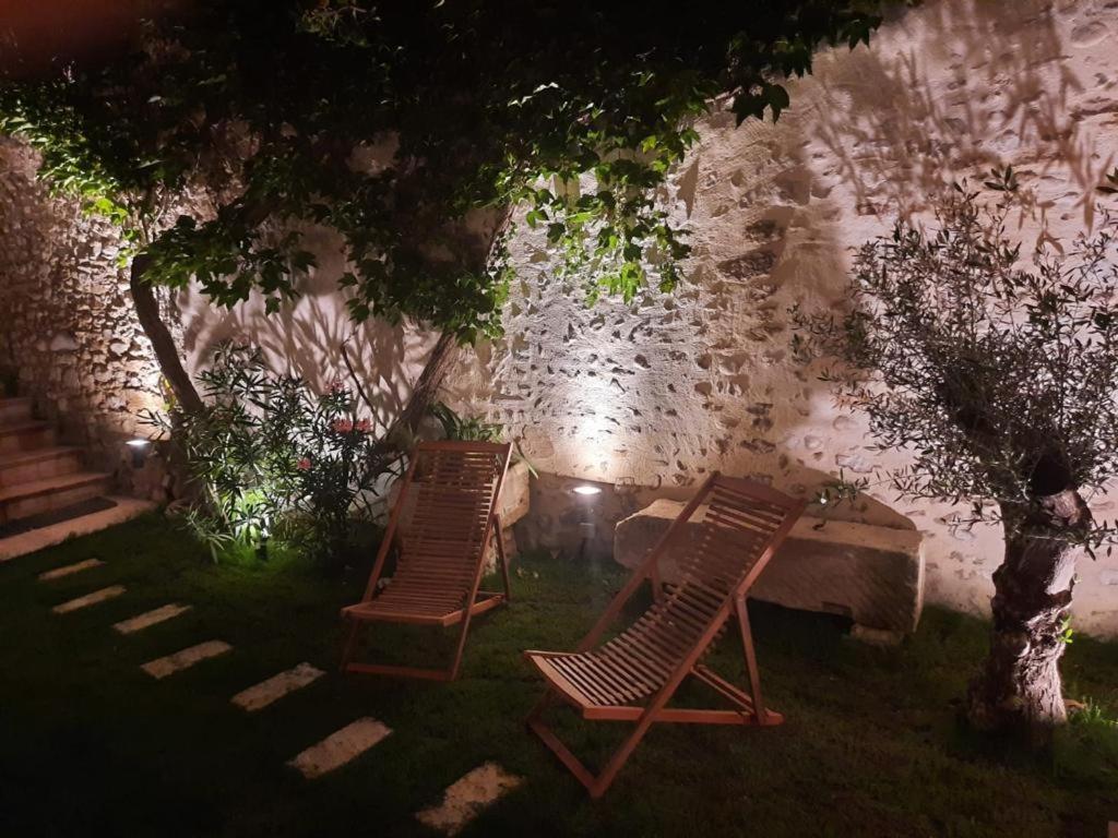 Drome Provencale Maison Familiale Calme Dans Village Valréas Eksteriør bilde