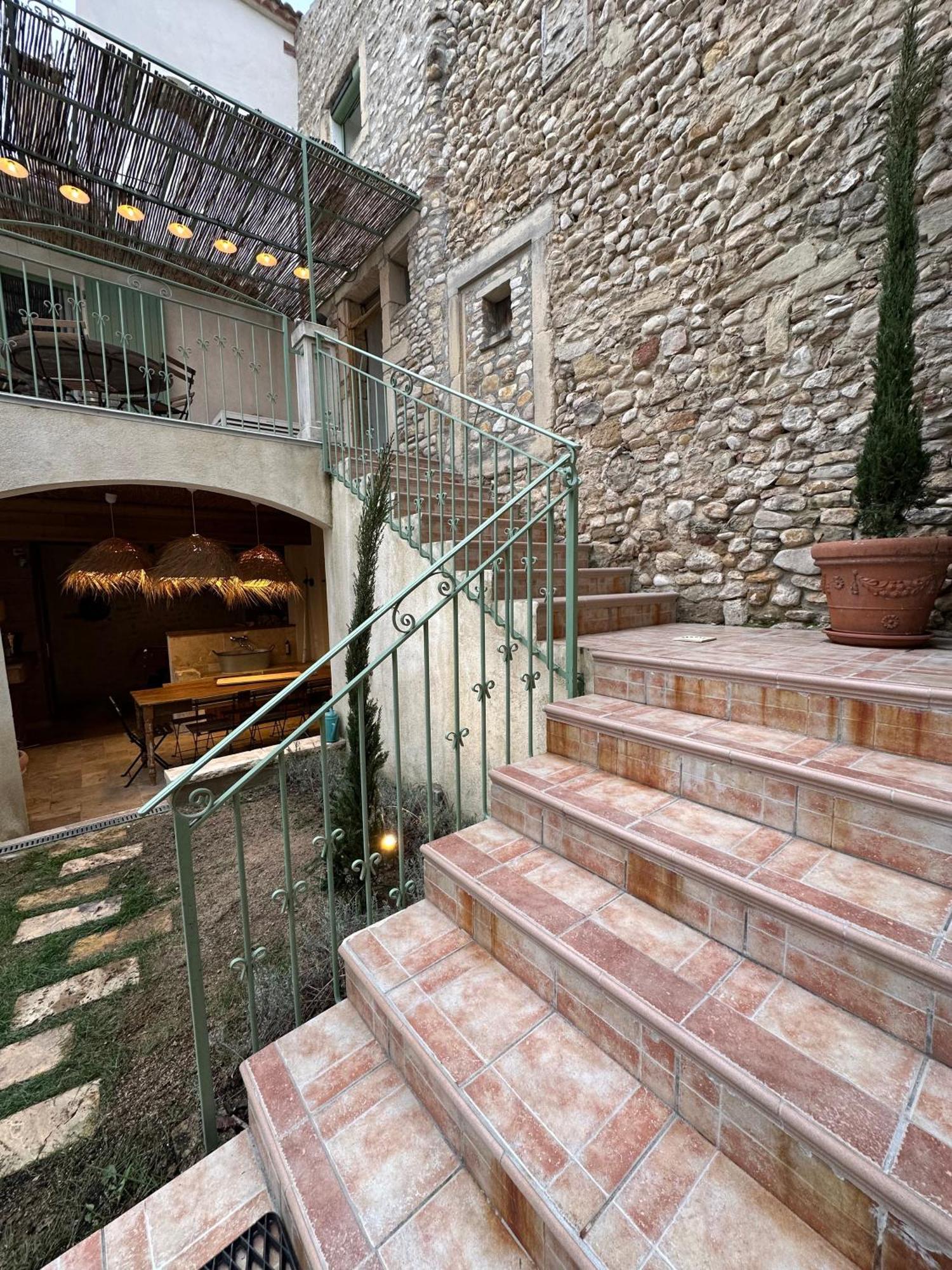 Drome Provencale Maison Familiale Calme Dans Village Valréas Eksteriør bilde
