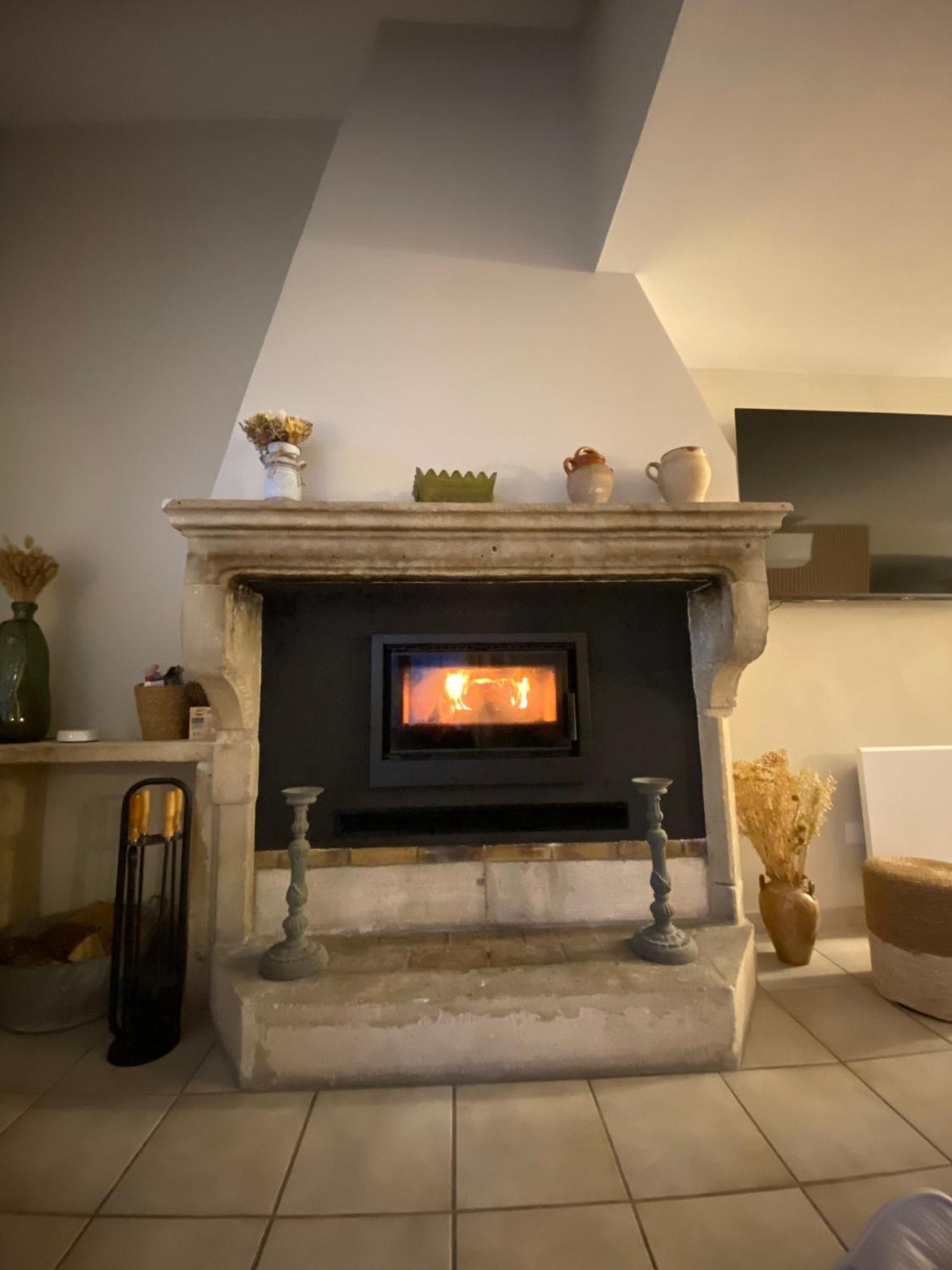 Drome Provencale Maison Familiale Calme Dans Village Valréas Eksteriør bilde
