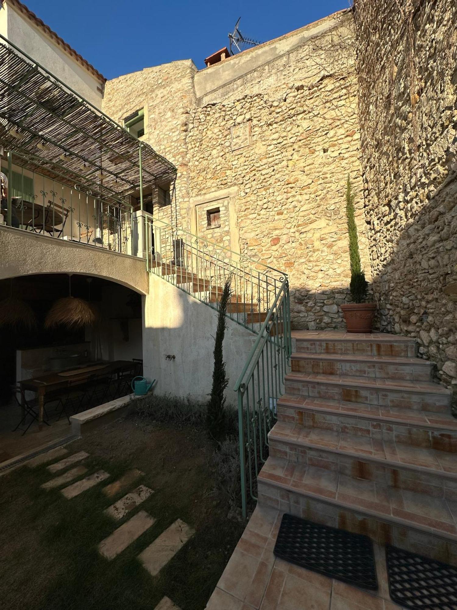 Drome Provencale Maison Familiale Calme Dans Village Valréas Eksteriør bilde